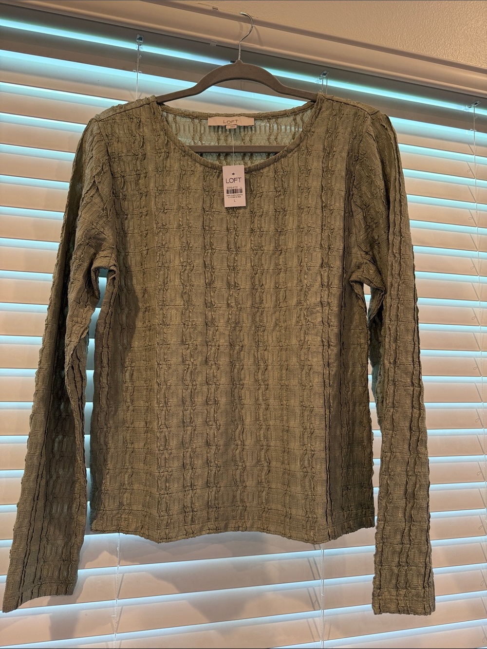 LOFT Olive Textured Crewneck Long-Sleeve Tee